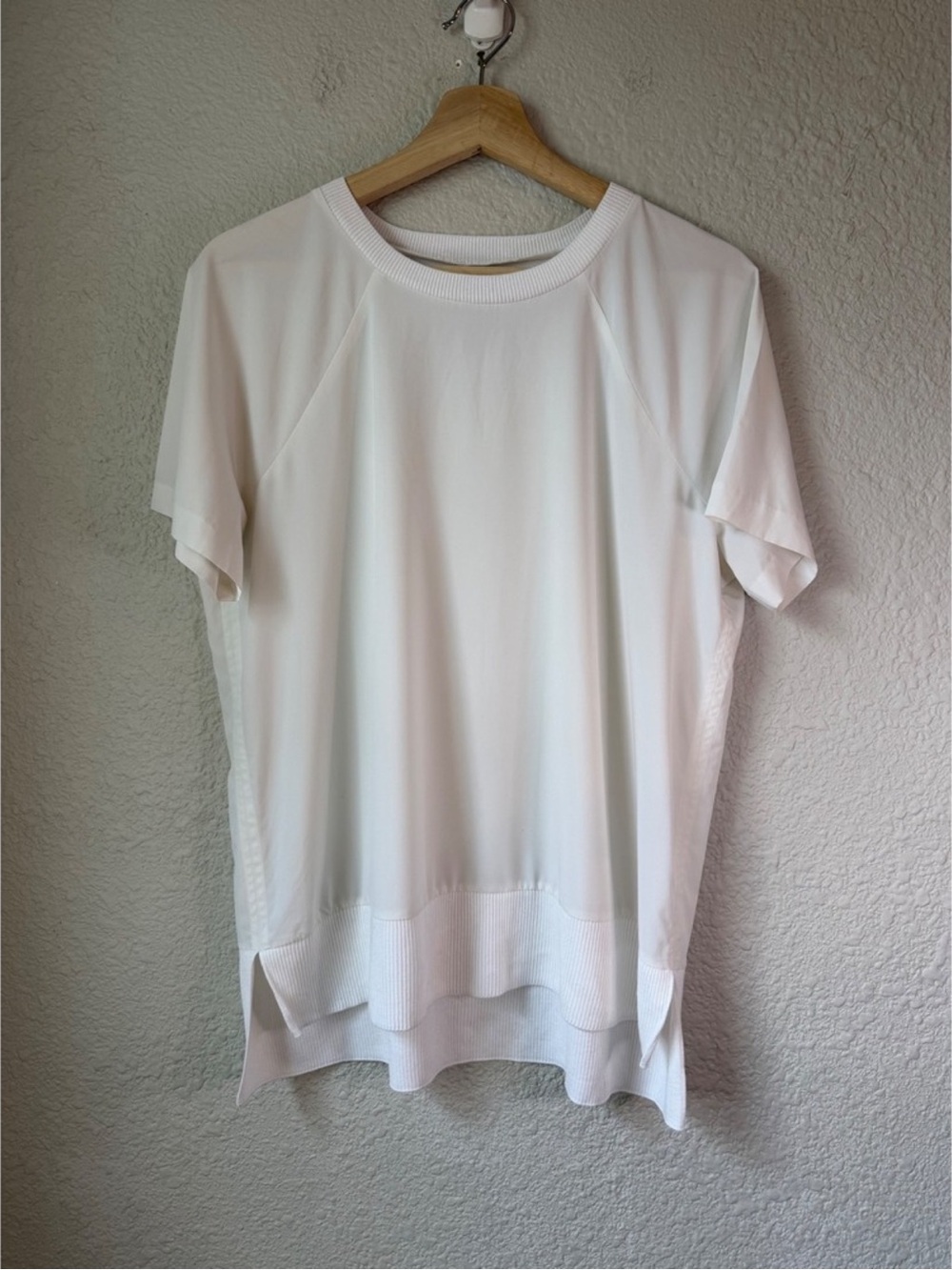 Athleta Women’s White Short-Sleeve Top